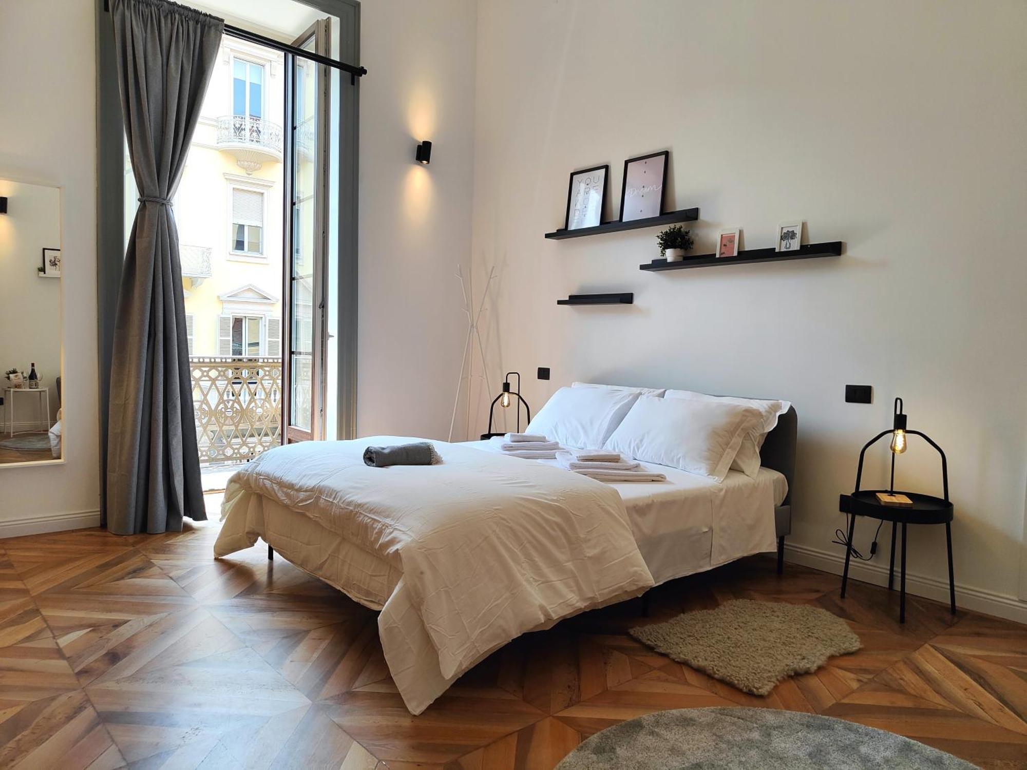 Hostdomus - La Marmora Suites Торино Екстериор снимка